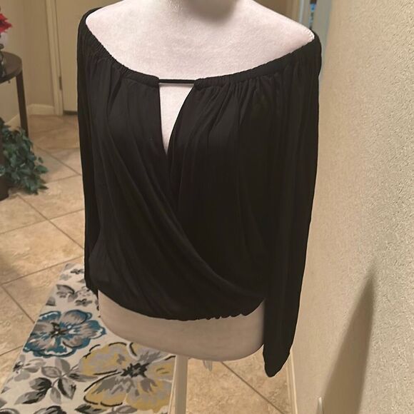 Krisa Women's S Wrapover Blouse Black Dressy Off Shoulder Micro Modal Top NWT - Picture 4 of 11